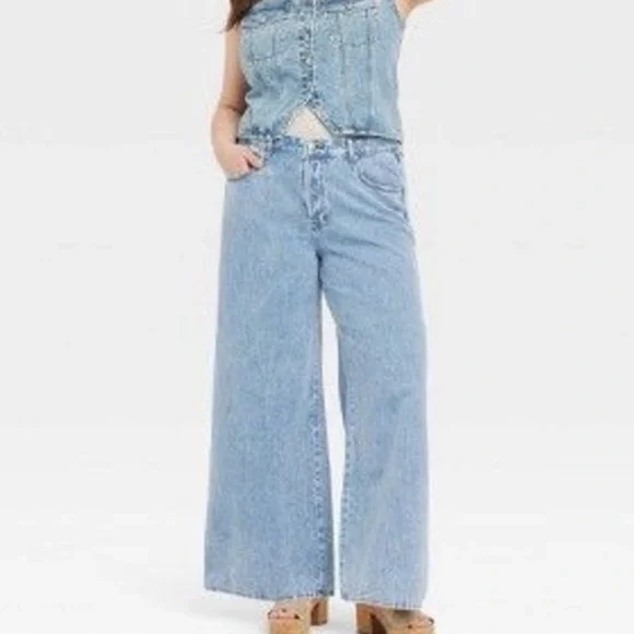 Universal Thread Sky Blue Flare Jeans - Picture 2 of 3